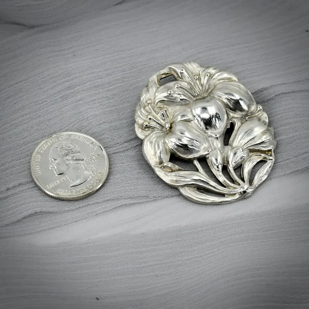 Vintage Art Nouveau Repouss Floral Design Lily St. Anthony Mark Catholic Brooch